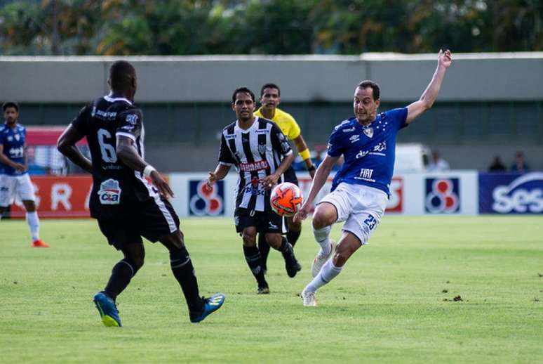 Rodriguinho será uma das armas do time celeste no duelo contra a Veterana-Bruno Haddad/Cruzeiro