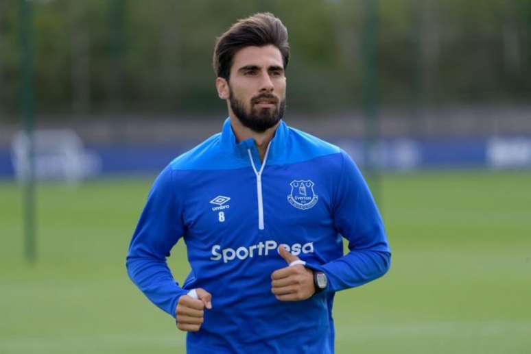 André Gomes pode ser jogador do Everton em definitivo na próxima janela de transferências (Divulgação)