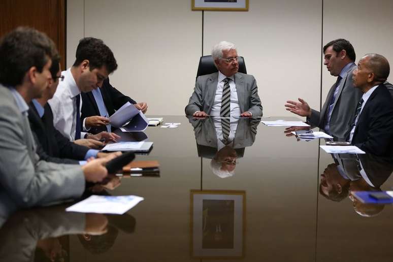 Moreira Franco come&ccedil;ou sua carreira pol&iacute;tica quando se elegeu deputado federal pelo Rio de Janeiro pelo Movimento Democr&aacute;tico Brasileiro (MDB)