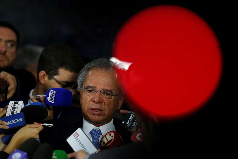 Ministro da Economia, Paulo Guedes, durante entrevista coletiva em Bras&iacute;lia
20/03/2019
REUTERS/Adriano Machado
