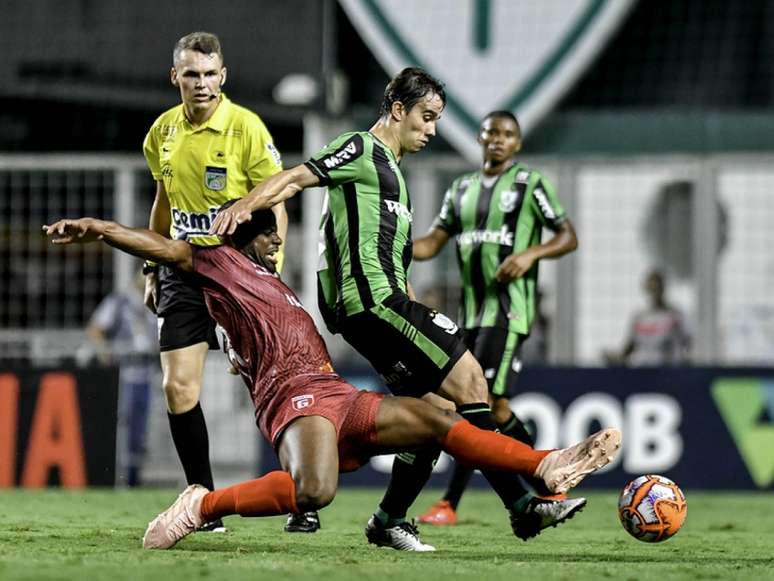 O Guarani de Divinópolis se juntou ao Tupi para a disputa da segunda divisão do Mineiro, em 2020, após empatar com o América-MG, em BH- Mourão Panda/América-MG