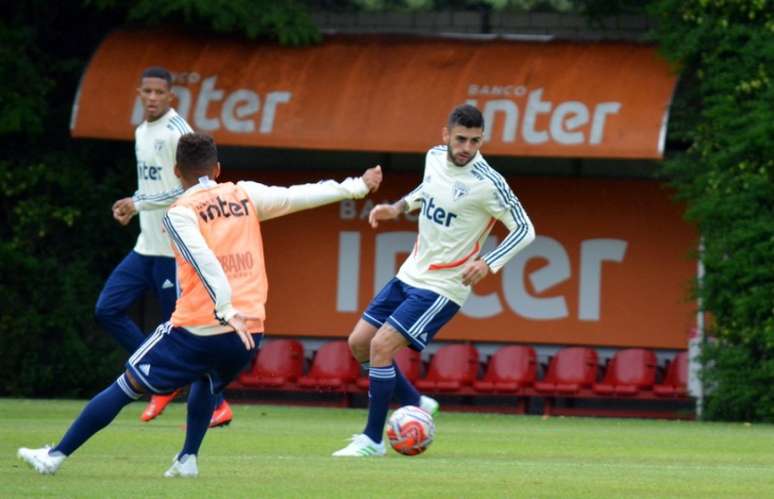 Liziero durante o treino desta quinta-feira, no CT da Barra Funda - FOTO: Érico Leonan/saopaulofc.net