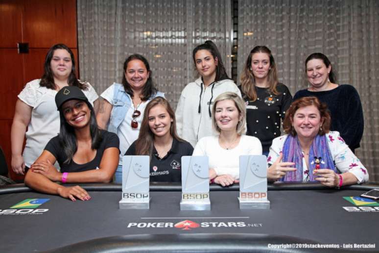 As finalistas do torneio Ladies da etapa São Paulo do BSOP, que está sendo jogada no WTC Sheraton (Divulgação)