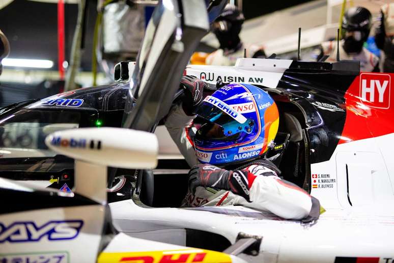 Alonso e Ricciardo cogitados no desafio de supercarros em Bathurst