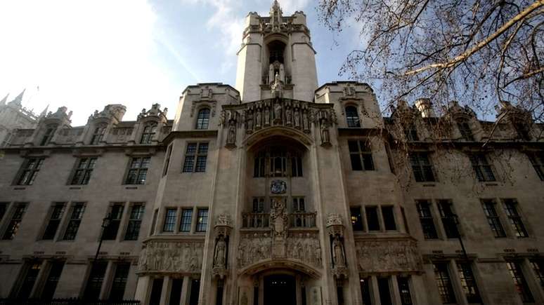 Quando surge uma vaga no Supremo do Reino Unido, &eacute; constitu&iacute;da uma comiss&atilde;o independente de sele&ccedil;&atilde;o do novo juiz