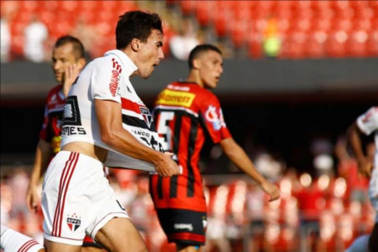 Igor Gomes comemora primeiro gol dele como profissional (Foto: Richard Callis/Fotoarena/Lancepress!)