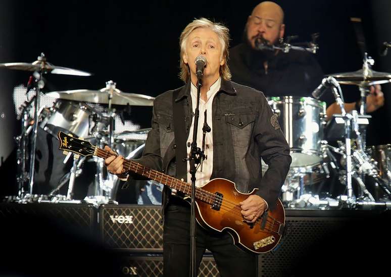 Paul McCartney durante apresentação na Arena Liverpool