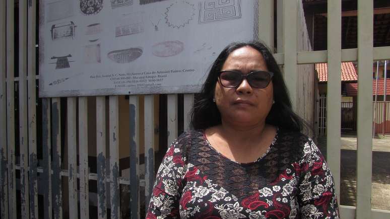 Cecília Aparai é presidente da associação indígena da região e vive na aldeia Bona, que está no projeto de regulamentação da pista de pouso