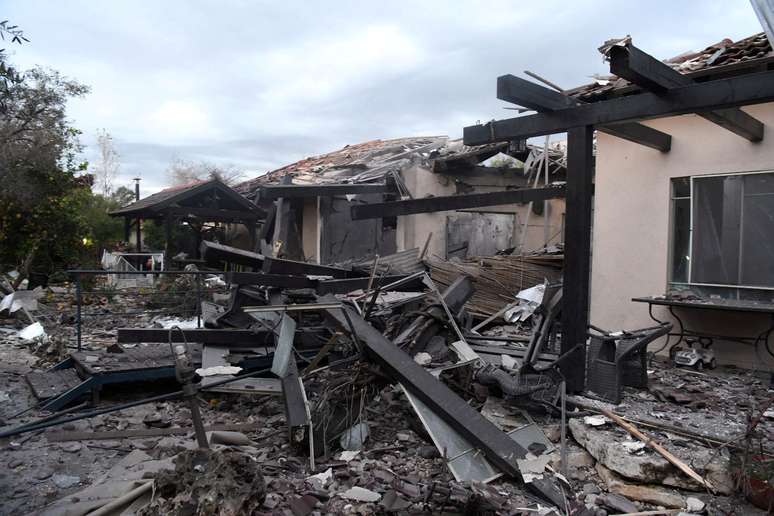 Casas ficaram destruídas após ataque em Tel-Aviv, em Israel (25/03/2019)