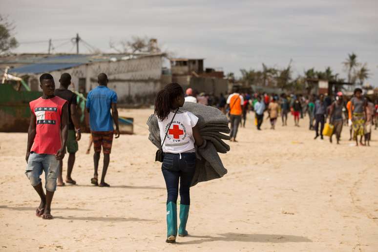 Sobreviventes do ciclone Idai chegam a centro de evacuação na cidade de Beira, em Moçambique
21/03/2019
Denis Onyodi/Red Cross Red Crescent Climate Centre/via REUTERS 