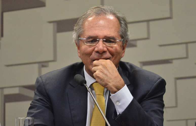 Paulo Guedes, ministro da Economia em audiência sobre a reforma da Previdência na Comissão de Assuntos Econômicos (CAE) do Senado Federal em Brasília (DF), nesta quarta-feira (27).