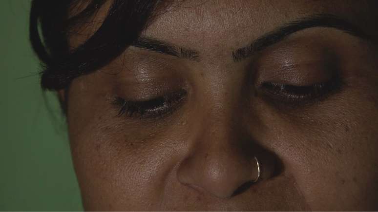 Heena foi obrigada a entrar na profiss&atilde;o quando pequena