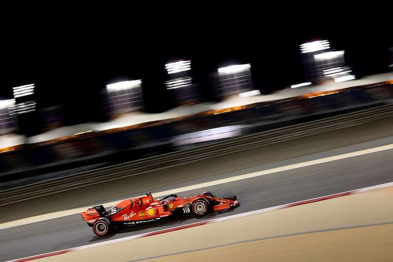 GP do Bahrein: Vettel supera Leclerc e mantém domínio da Ferrari no TL2