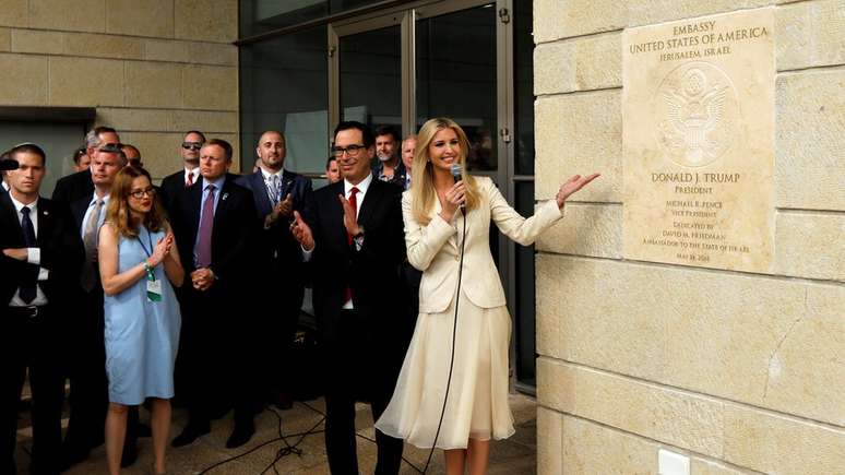 Filha de Trump, Ivanka, apresenta cerimônia de inaguração da embaixada americana em Jerusalém