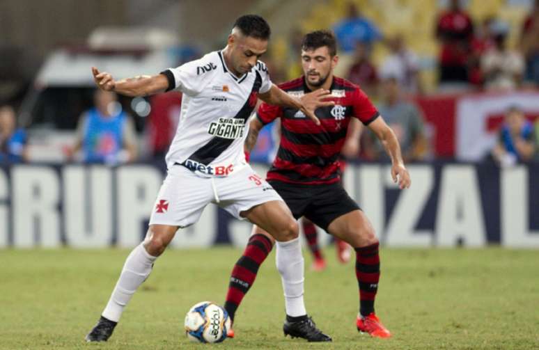 Equipes empataram em 1 a 1 no começo do mês (Foto: Celso Pupo/Fotoarena)