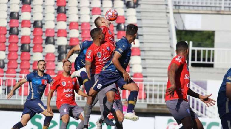 JOINVILLE x MARCÍLIO DIAS - CAMPEONATO CATARINENSE (Foto: Júlio César/JEC/Divulgação)