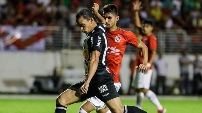 Ricardo Oliveira não conseguiu deixar sua marcar e tirar o zero do placar para o Galo- Bruno Cantini / Atlético MG