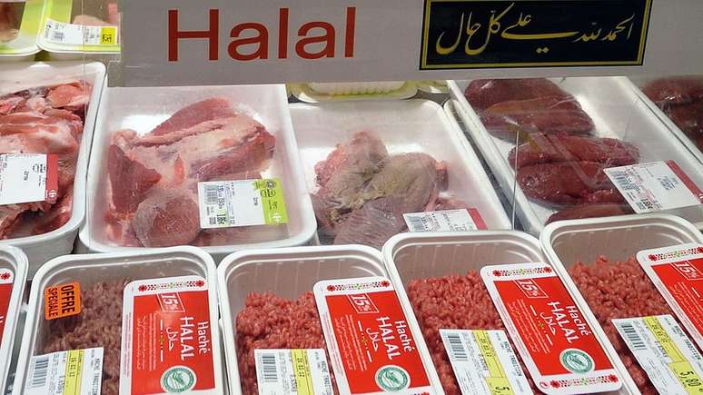 Brasil é maior exportador global de carne halal, e alguns produtores temem repercussões negativas por conta da aproximação com Israel