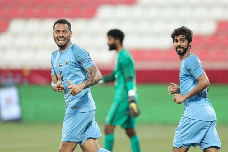 Diogo Acosta marcou o segundo gol do Dibba sobre o Al Nasr (Divulgação)