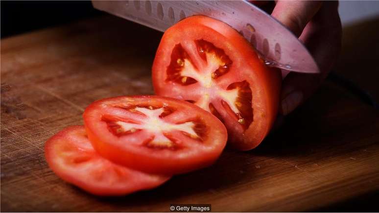 Especialistas recomendam moderação no consumo do tomate