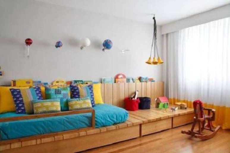 43 &ndash; Quarto azul turquesa transmite tranquilidade ao ambiente. Fonte: Pinterest