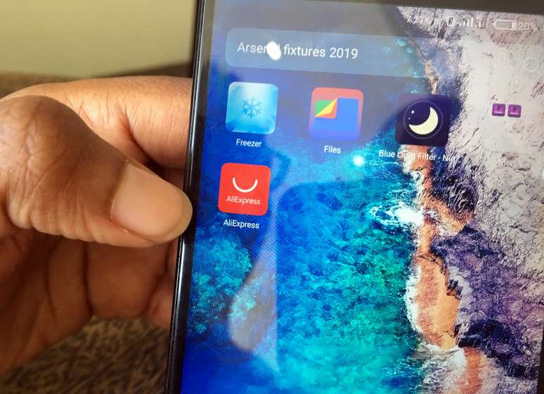 App do AliExpress em telefone celular
12/03/2019
REUTERS/George Nganga