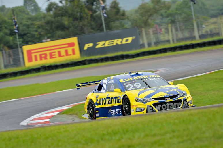 Daniel Serra acerta na estratégia e vence a 1ª da temporada 2019 no Velopark