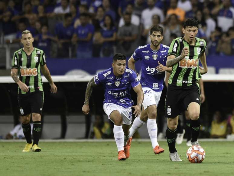 Duelo entre Raposa e Coelho foi o recordo do ano em Minas Gerais- Mourao Panda/América-MG