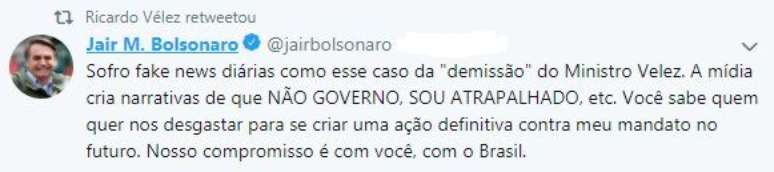 Em tuíte, Bolsonaro nega demissão e acusa imprensa