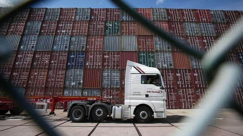 Tensões comerciais, como a existente entre EUA e China, são consideradas uma das ameaças à economia global