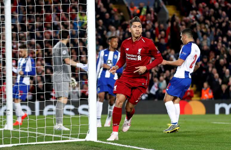 Roberto Firmino comemora gol marcado pelo Liverpool contra o Porto pela Liga dos Campe&otilde;es
09/04/2019 Action Images via Reuters/Carl Recine