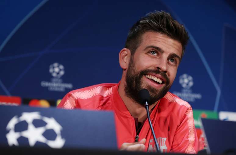 Gerard Piqu&eacute; durante entrevista coletiva em Manchester
09/04/2019 Action Images via Reuters/Lee Smith