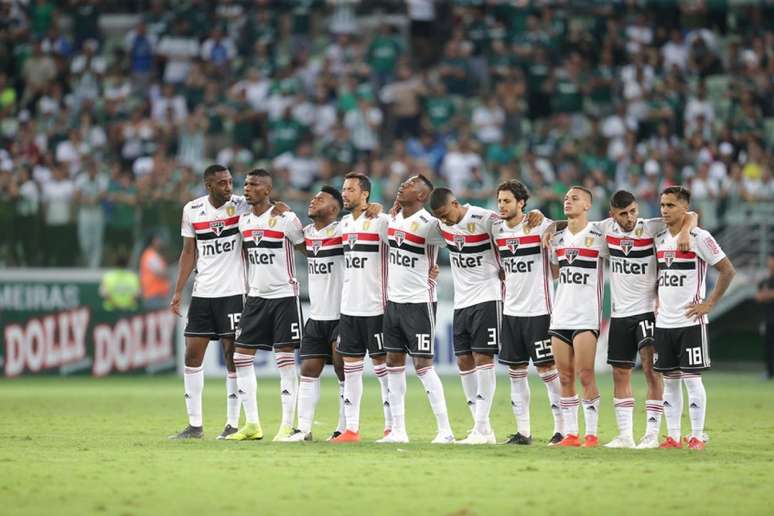 Jogadores do São Paulo durante a disputa de pênaltis - FOTO: Rubens Chiri/saopaulofc.net