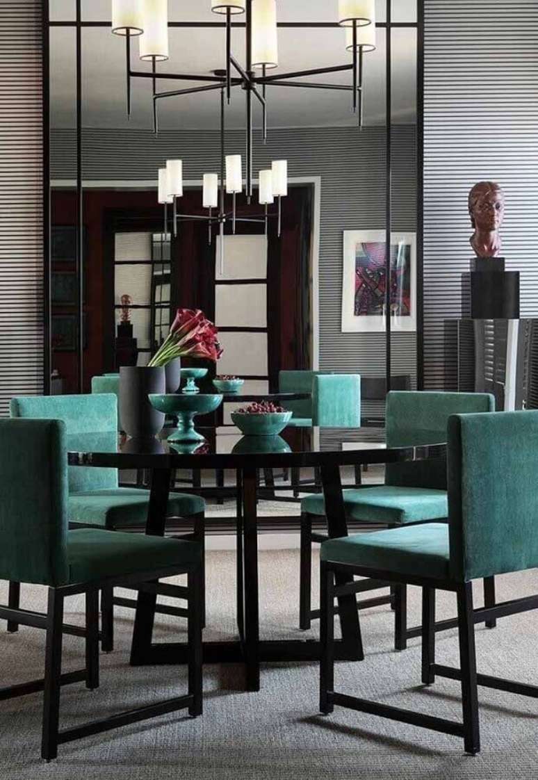 6. Utize o verde &aacute;gua com cores escuras como preto e cinza para uma decora&ccedil;&atilde;o moderna &ndash; Foto: Pinterest