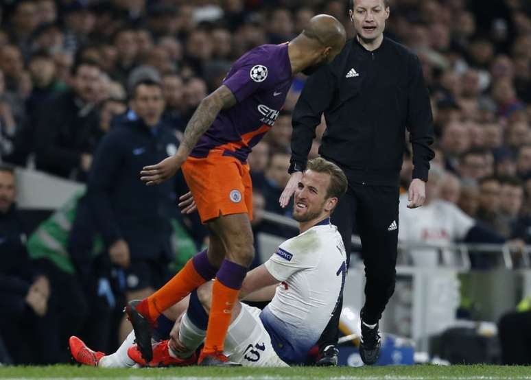 Kane sofre lesão significativa e deve desfalcar o Tottenham na Champions (Foto: AFP)