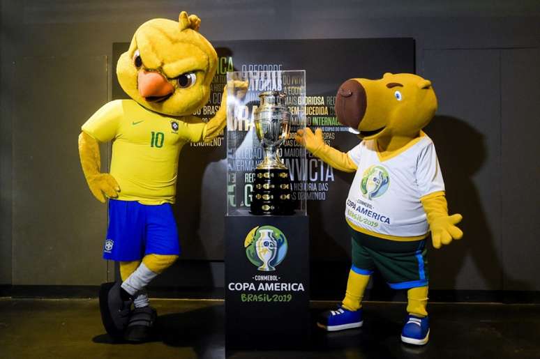 Mascote da Copa América visita o Museu da Seleção Brasileira (Foto: Alexandre Loureiro / COL Copa América Brasil 2019)