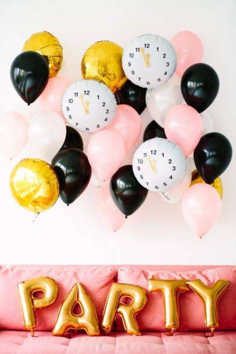 14. Balões divertidos são ótimos para a decoração de festa de aniversário – Foto: Dicas da Japa