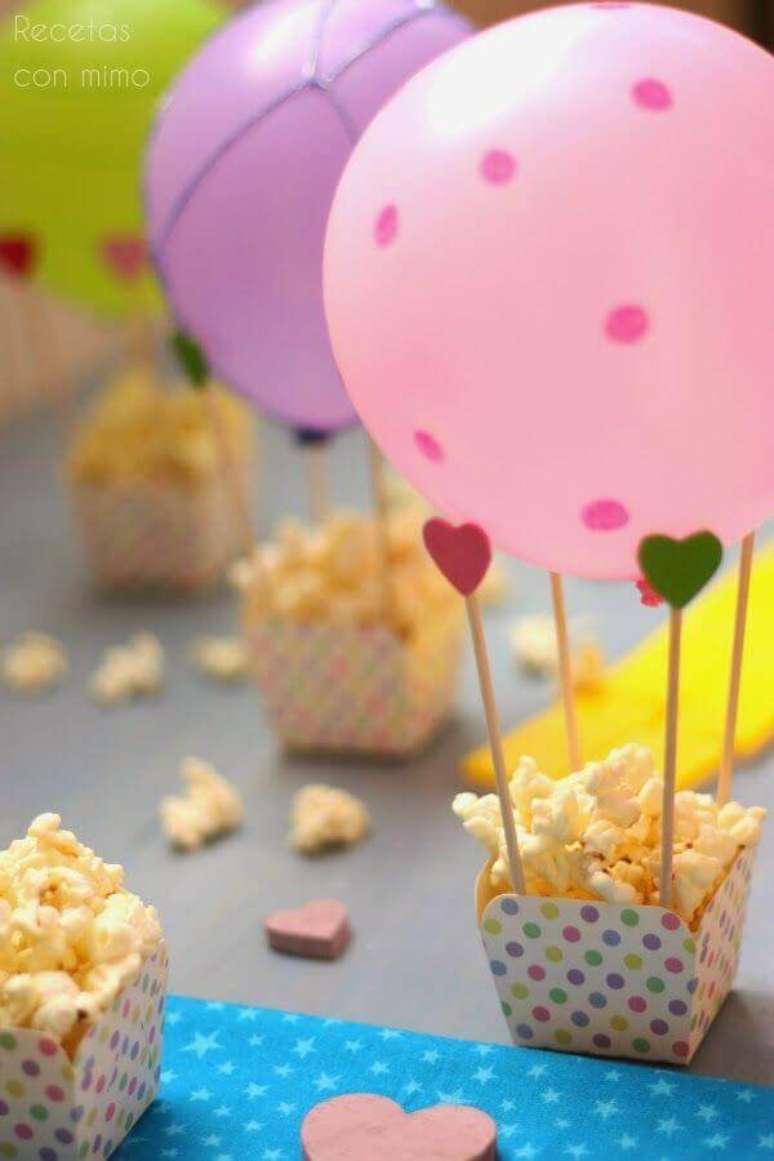 26. As comidas para festa de aniversário também podem ajudar a compor a decoração – Foto: Pinterest