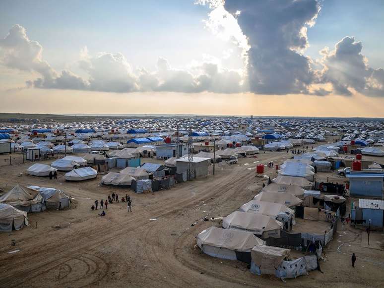 Quantidade de pessoas vivendo no campo de refugiados aumentou de 11 mil para mais de 70 mil