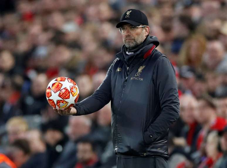 Klopp pede que Liverpool ignore fracasso passado ao enfrentar o