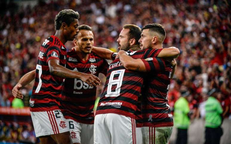 Jogadores do Flamengo comemoram a vitória sobre o San José, no Maracanã (Foto: Alexandre Vidal/ Flamengo)