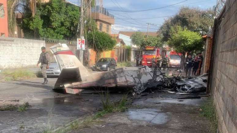 Aeronave caiu em um bairro residencial de Belo Horizonte