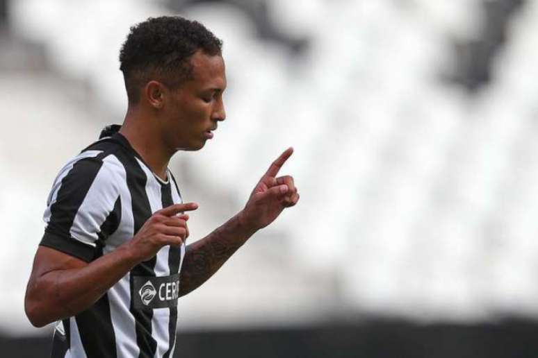 Lucas Campos tem contrato com o Botafogo até dezembro deste ano (Foto: Vítor Silva/SSPress/Botafogo)