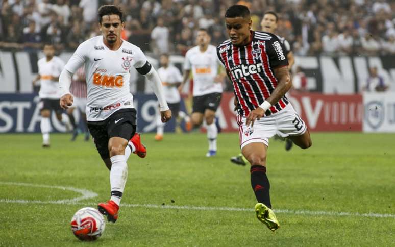 Na fase de grupos, o Corinthians venceu o São Paulo por 2 a 1, na Arena (Foto: Rodrigo Gazzanel/RM Sports)