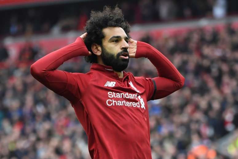 Gerrard diz que Salah, do Liverpool, é o melhor jogador do planeta