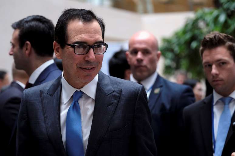 Secretário de Tesouro dos EUA, Steven Mnuchin, durante reunião em Washington
12/04/2019 REUTERS/James Lawler Duggan