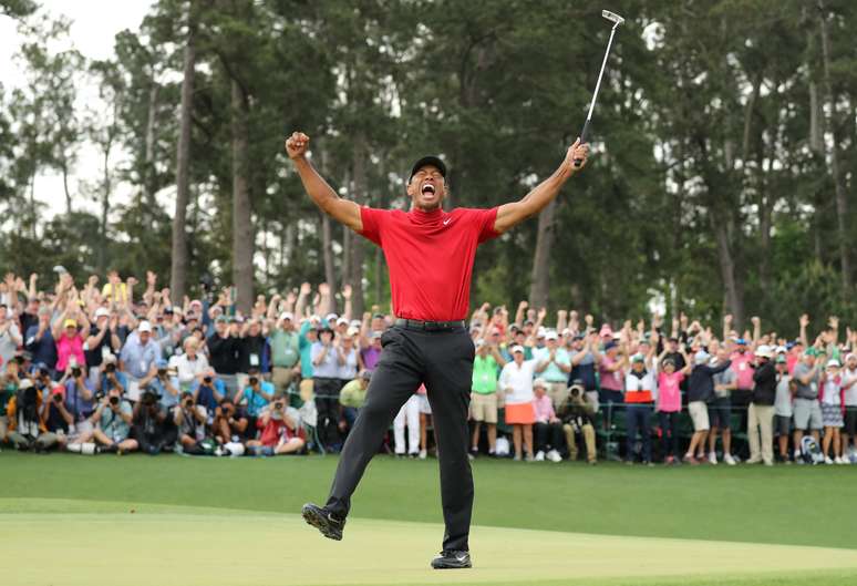 Tiger Woods celebra vitória no Masters em Augusta, na Geórgia
14/04/2019
REUTERS/Lucy Nicholson