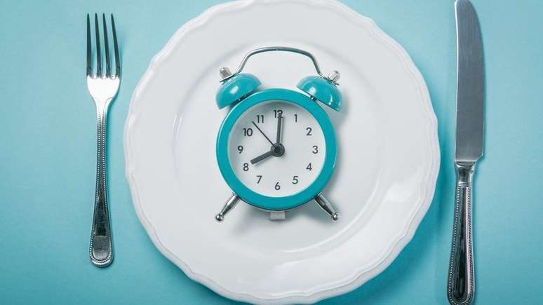 O segredo para o bom sono pode estar no que você come e em qual horário