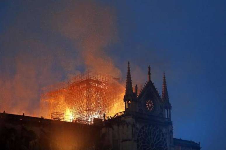 Incêndio na Catedral de Notre-Dame