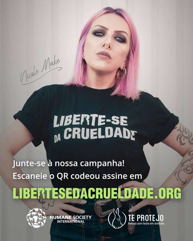 Youtuber Nicole Make